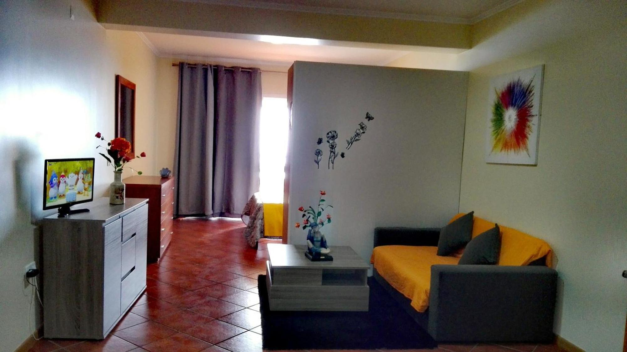 Lindo Apartamento Villa ポンタ・ド・ソル エクステリア 写真